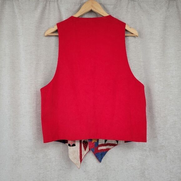 Reversible Patriotic Vest Quilt Patchwork Print Americana  and Red Corduroy - Picture 3 of 6